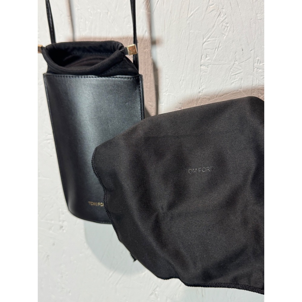 Tom Ford Black Leather Sunglass Case Crossbody Pouch & Cleaning Cloth